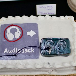 Cake decorated with a talking ATM jack